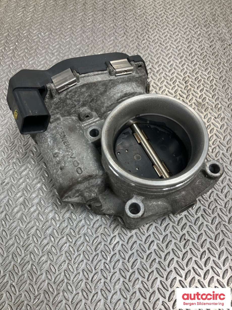 Spjeldhus til BMW 3-Serie 2005-2011 (E90/E91/E92/E93) (E90/E91/E92/E93) (BMW|13 54 7 561 067|)