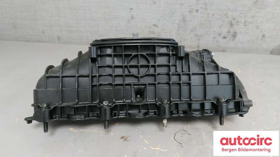 Manifold innsug til Mercedes E-Klasse 2009-2013 (Fase 1) (W212) (W212) (MERCEDES|A 651 090 00 37|)