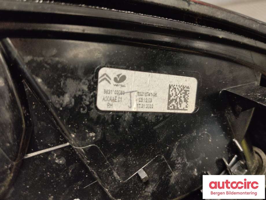 Baklykt høyre til Citroën C4, Spacetourer 2019-->> (CITROEN|98 311 000 80|)