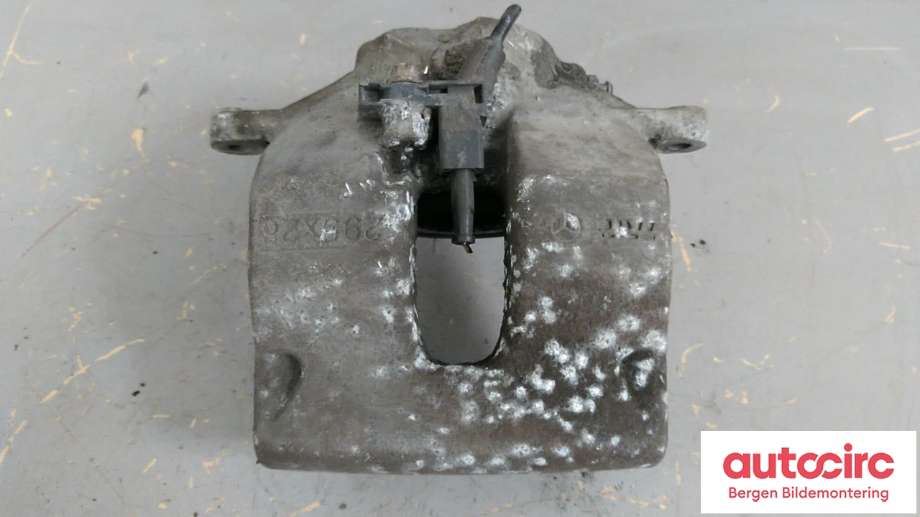 Bremsecaliper høyre foran til Mercedes E-Klasse 2009-2013 (Fase 1) (W212) (W212) (MERCEDES|A 204 421 24 81|)