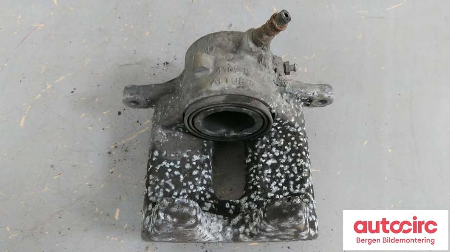 Bremsecaliper venstre foran til Mercedes E-Klasse 2009-2013 (Fase 1) (W212) (W212) (MERCEDES|A 204 421 23 81|)