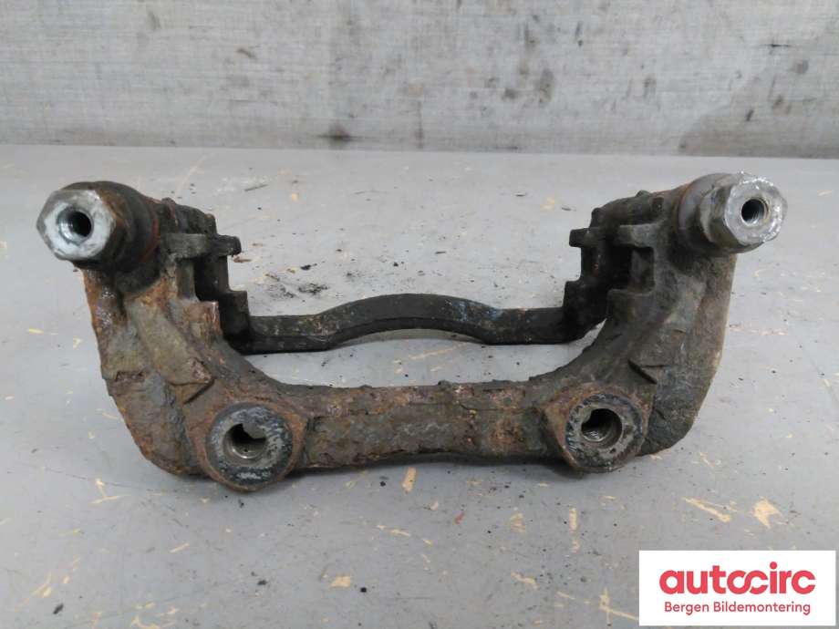 Bremsecaliper brakett til Mercedes E-Klasse 2009-2013 (Fase 1) (W212) (W212) (MERCEDES|A 204 421 09 94|)