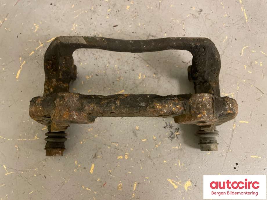 Bremsecaliper brakett til Mercedes E-Klasse 2009-2013 (Fase 1) (W212) (W212) (MERCEDES|A 204 421 09 94|)