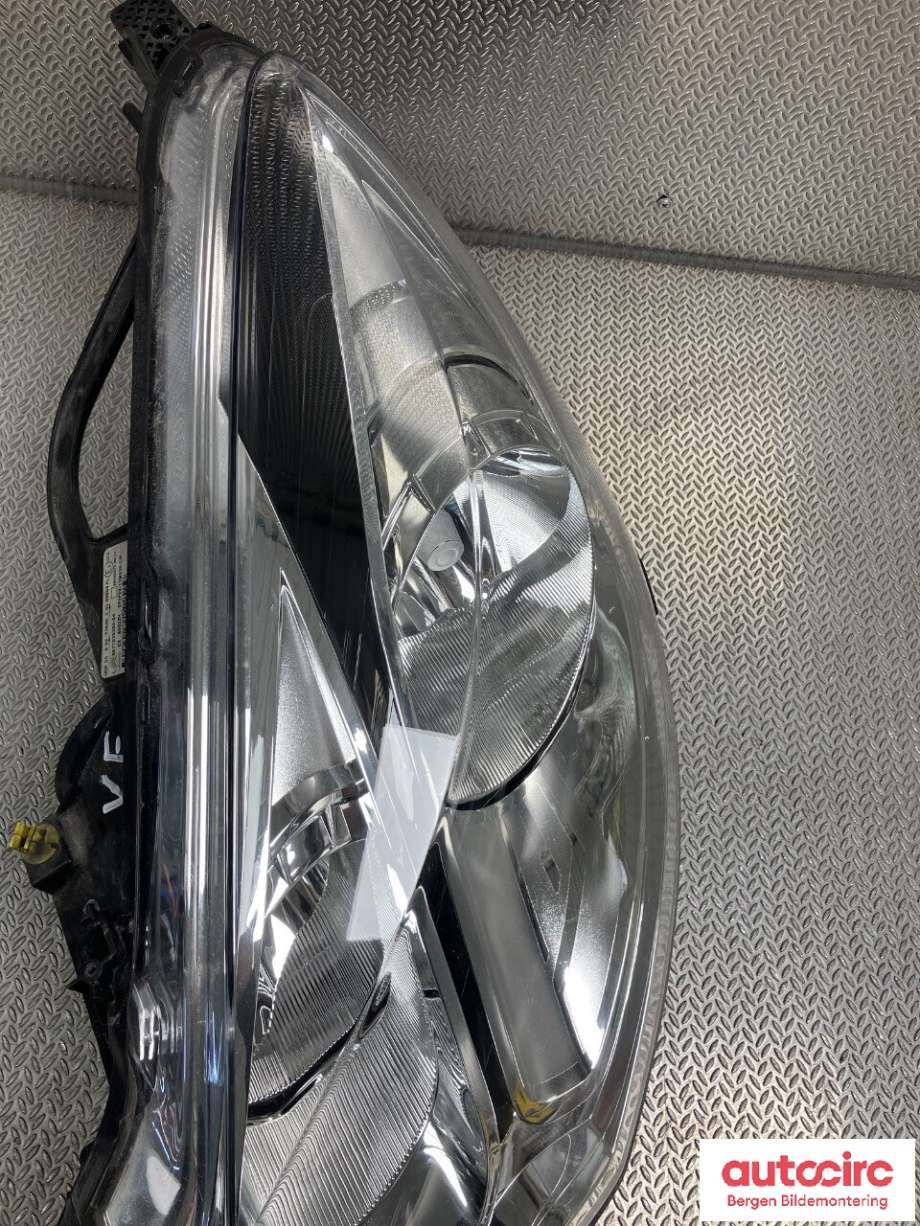 Frontlykt venstre halogen til Citroën DS3 2010-2019  (CITROEN|6208 Y0|)