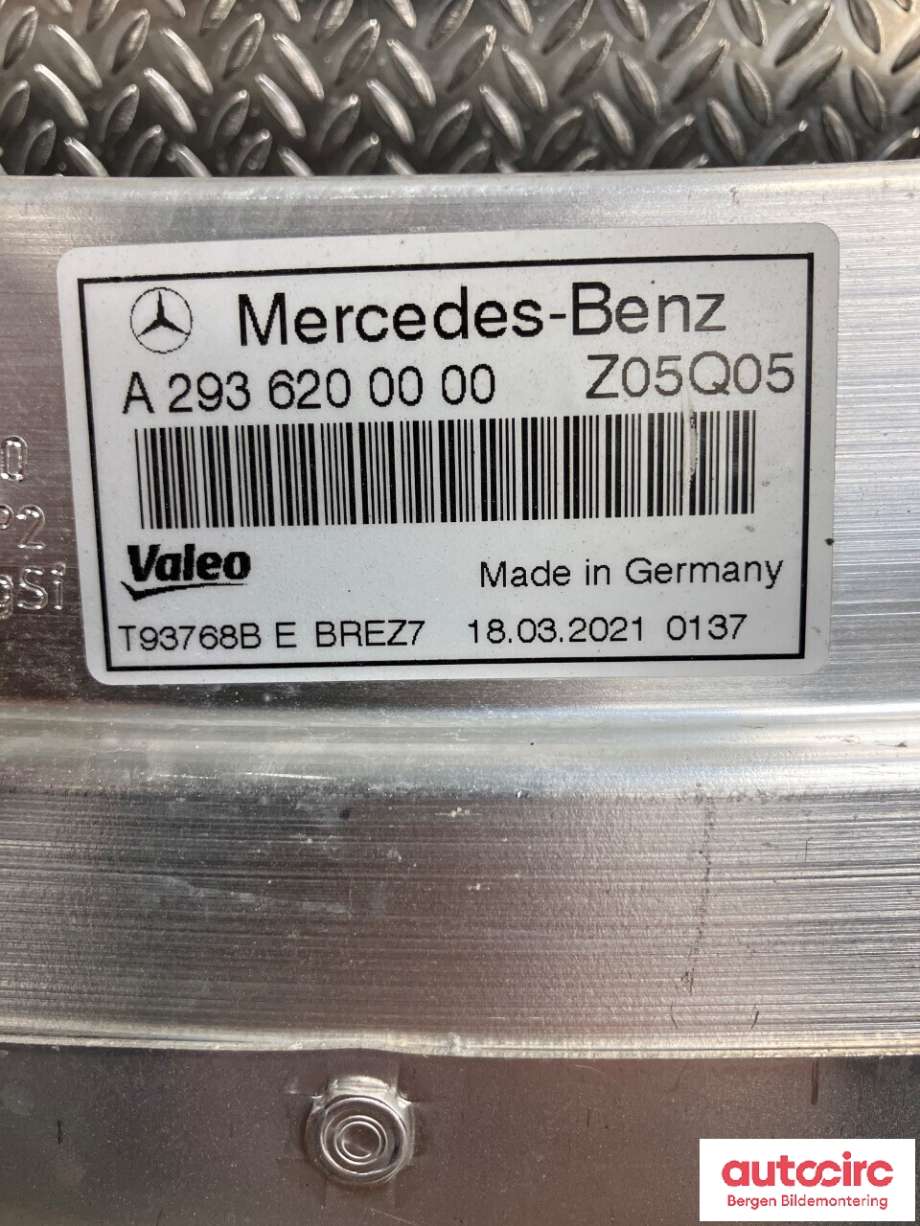 Frontplate øvre til Mercedes EQC 2019-->> (MERCEDES|A 293 620 04 00|)