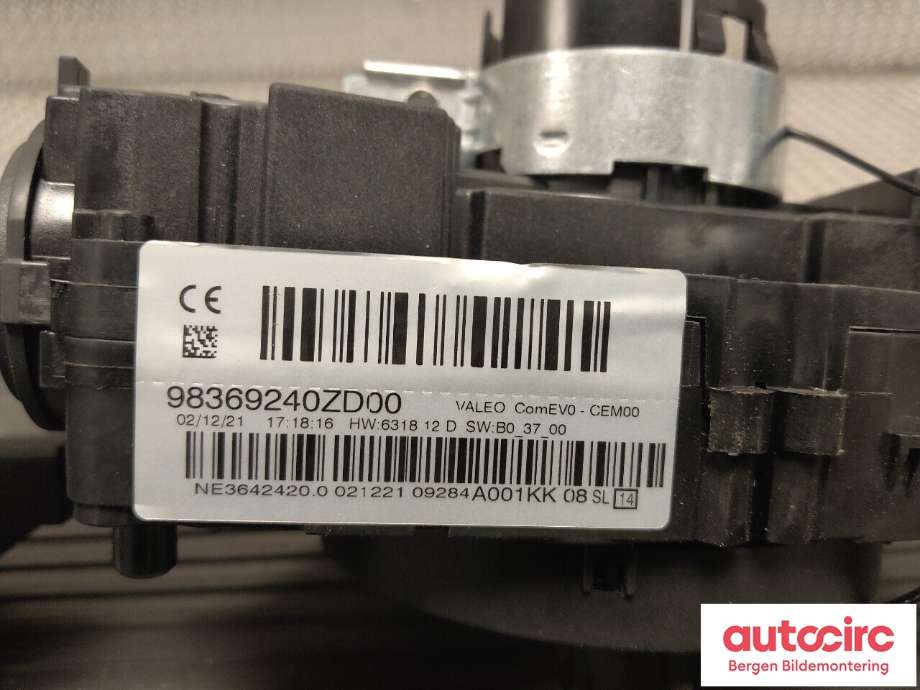 Bryter combi til Peugeot 2008 2019-->> (Type II)  (PEUGEOT|98 369 240 ZD|98 133 623 ZD|)