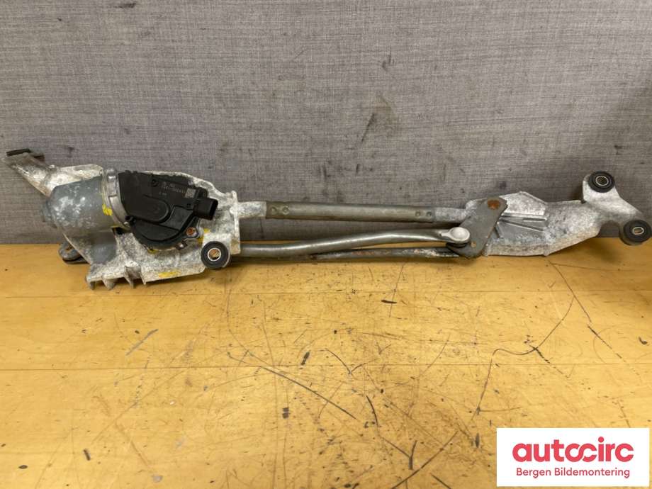 Viskermotor frontrute til Mitsubishi Outlander 2010-2012 (Type II, Fase 2)  (MITSUBISHI|8250A178|8251A105|)