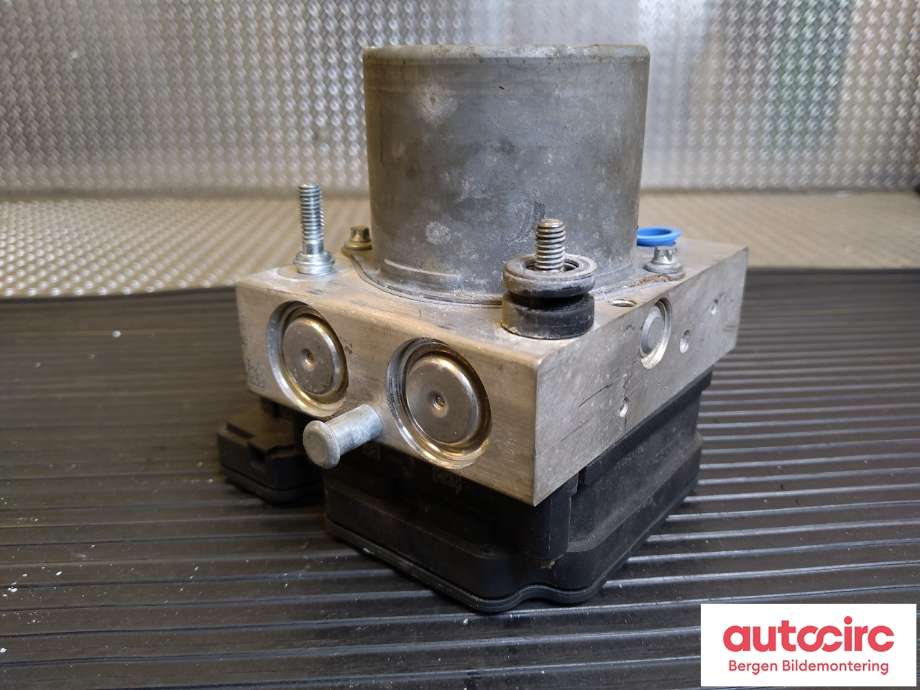 ABS sentral til Tesla Model Y 2021-2024 (Type I)  (TESLA|1044746-00-A|)