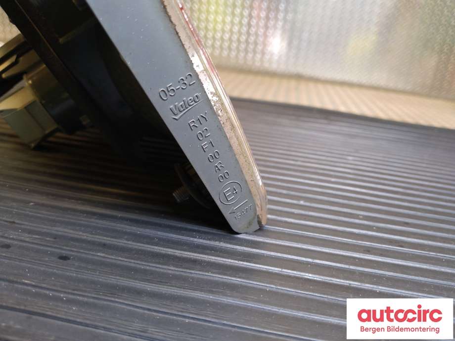 Baklykt venstre indre til Toyota Avensis 2009-2015 (Type III, Fase 1)  (TOYOTA|8159005140|)