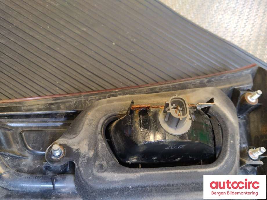 Baklykt venstre indre til Mitsubishi ASX 2010-2019 (MITSUBISHI|8336A087|)