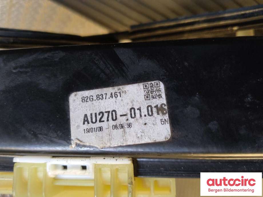 Ruteheis til Audi A1 2018-->> (Type II)  (AUDI|82G 837 461|)