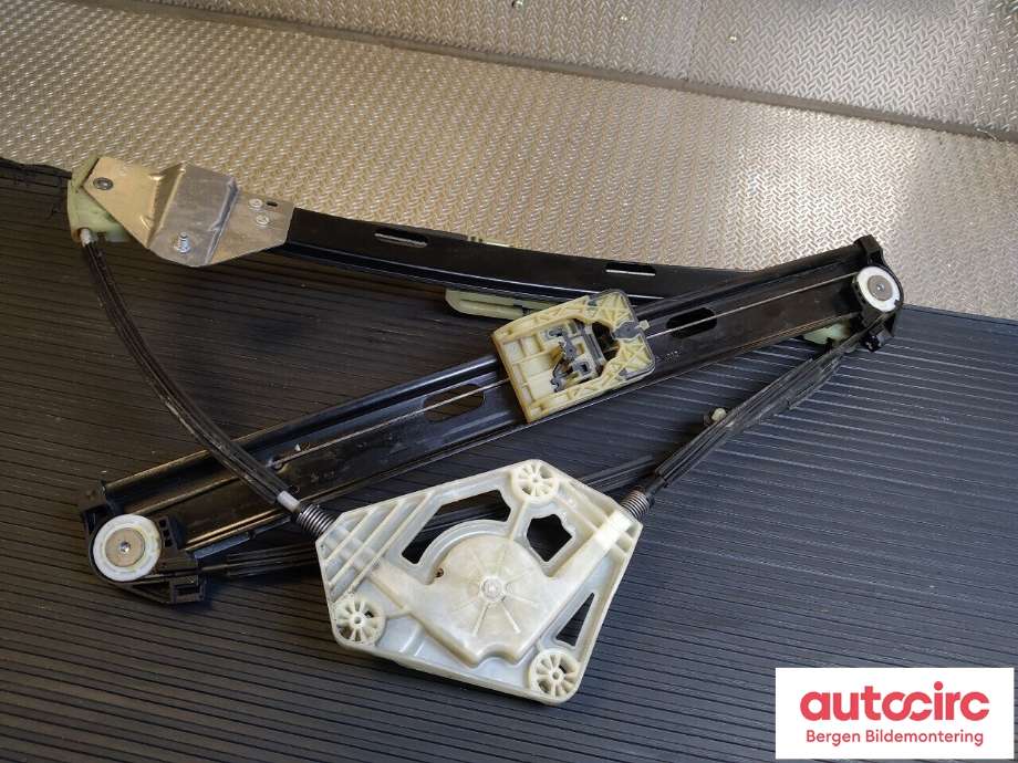 Ruteheis til Audi A1 2018-->> (Type II)  (AUDI|82G 837 462|)