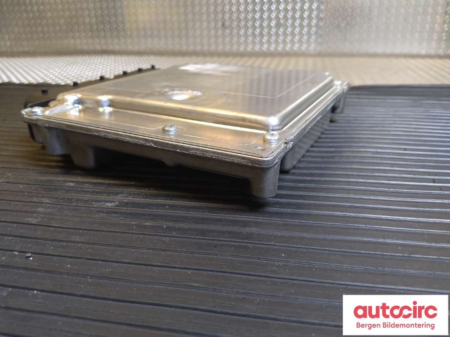 Styreenhet motor til BMW 1-Serie 2004-2011 (E81/E82/E87/E88) (E81/E82/E87/E88) (BMW|13 61 8 506 281|13 61 8 512 588|)