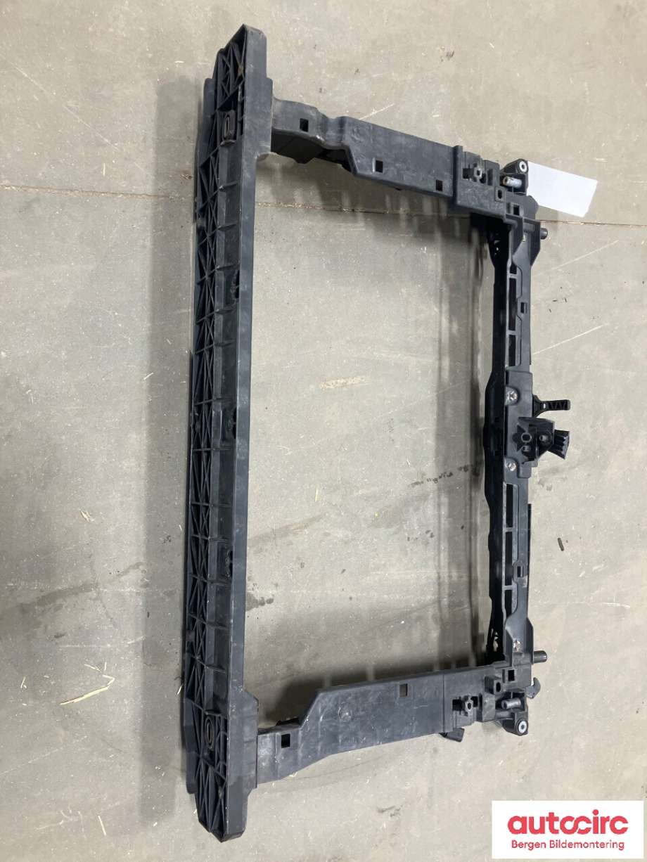 Frontplate til Audi A1 2018-->> (Type II) (AUDI|82A 805 588|)