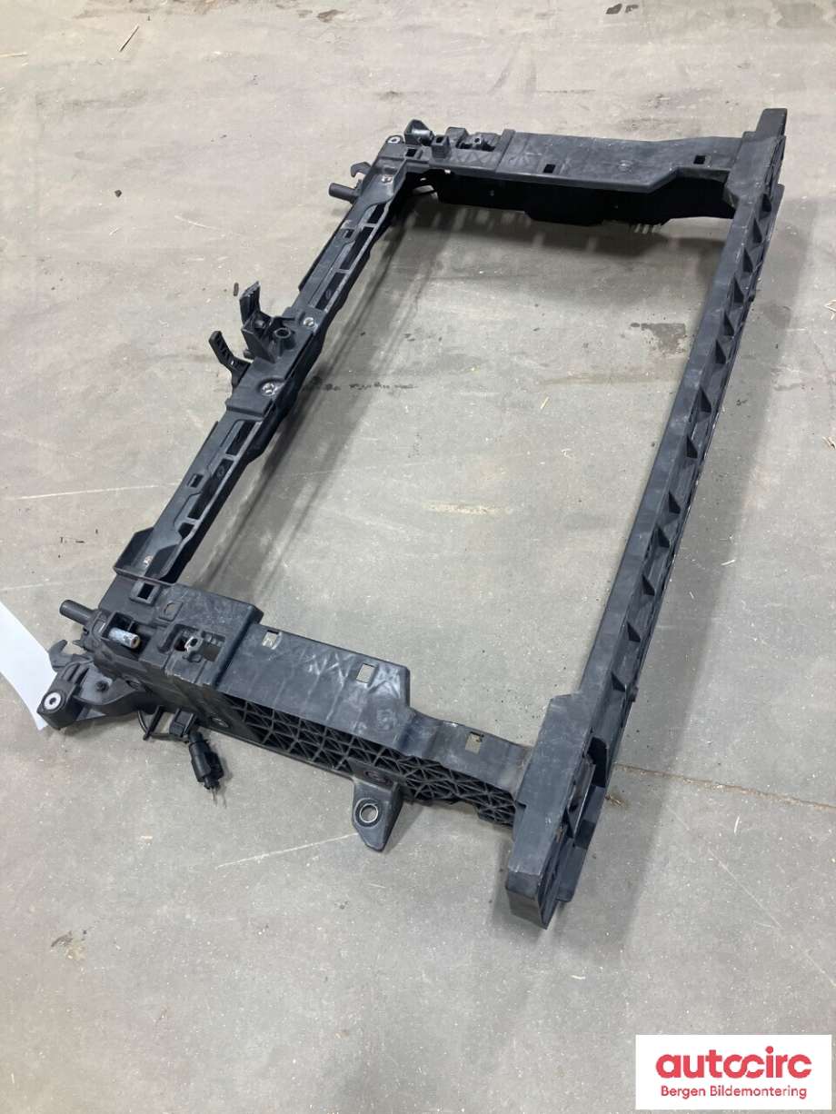Frontplate til Audi A1 2018-->> (Type II) (AUDI|82A 805 588|)