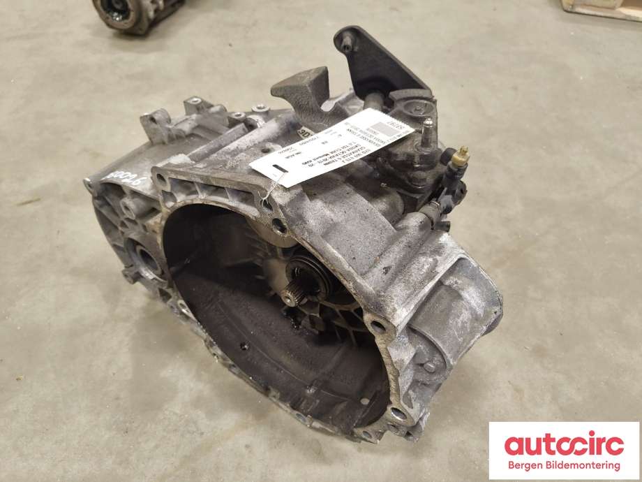 Girkasse manuell 6-trinn til Škoda Octavia 2013-2016 (Type III, Fase 1) (SKODA|02Q 300 013 J|)