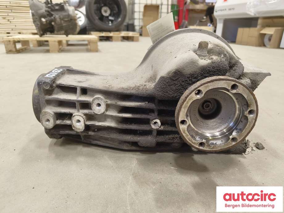 Kardang klokke bak til Audi A4 2004-2008 (Type III) (B7) (B7) (AUDI|0AR 500 043 A|)