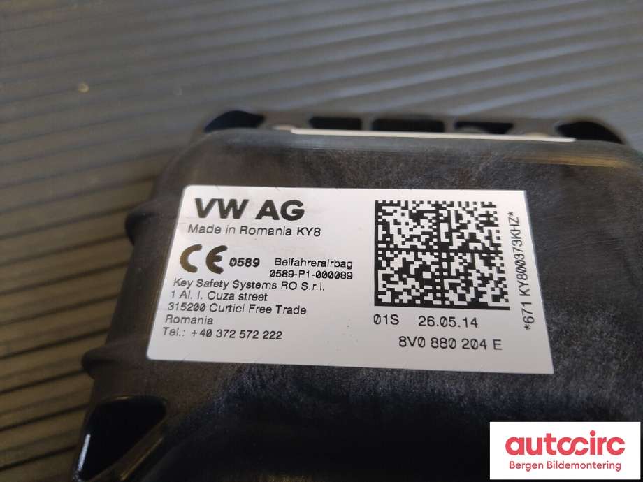 Airbag passasjer til Škoda Octavia 2013-2016 (Type III, Fase 1)  (SKODA|8V0 880 204 M|8V0 880 204 E|)