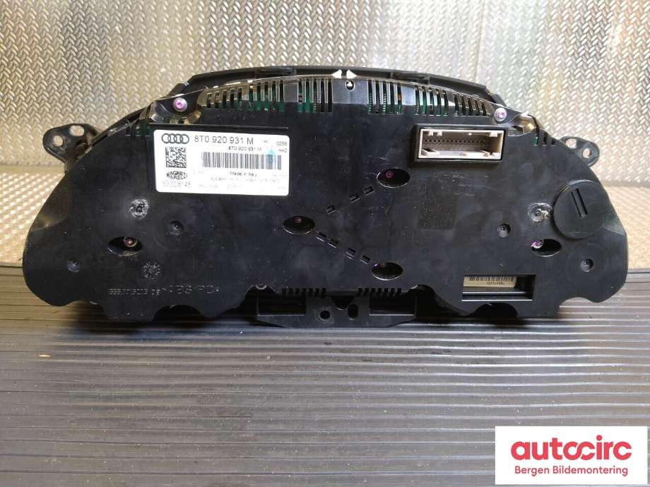 Speedometer til Audi A5 2007-2016 (Type I)  (AUDI|8T0 920 931 M|)