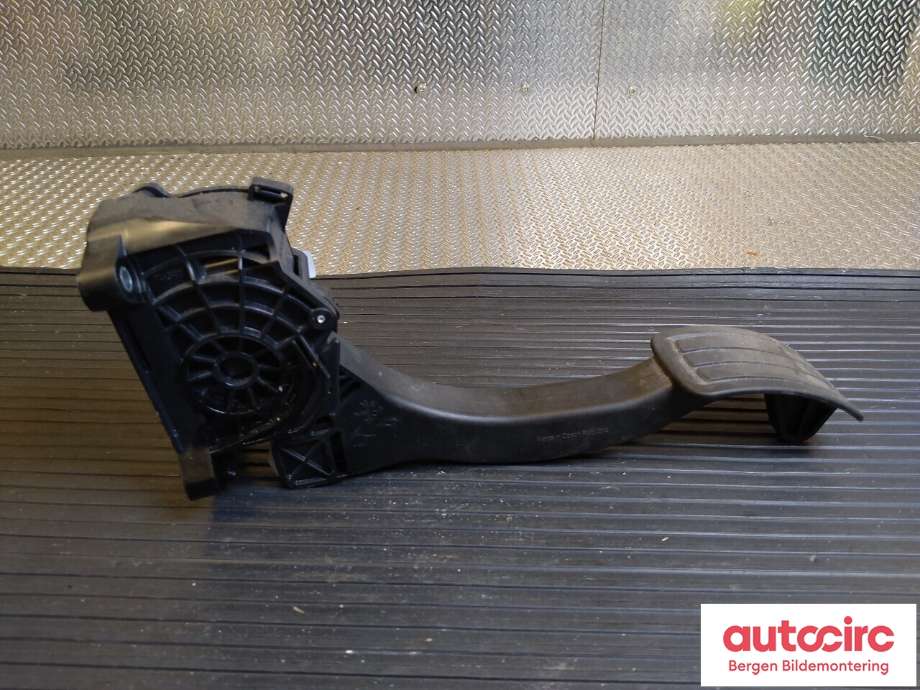 Pedal gass til Toyota Proace 2016-->> (Type II) (TOYOTA|SU001B3020|)