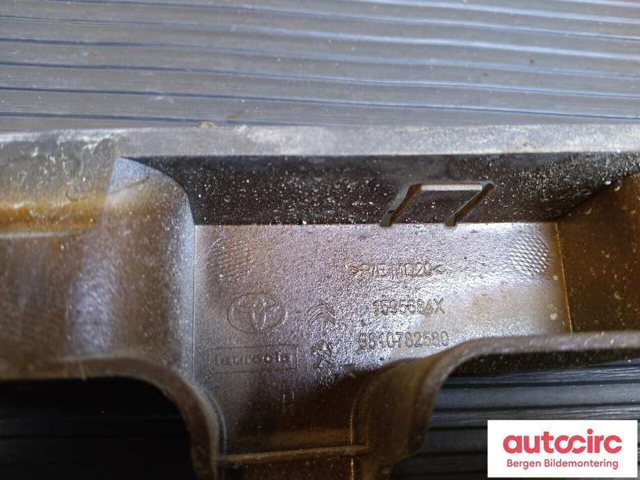 Diverse deler til Toyota Proace 2016-->> (Type II)  (TOYOTA|SU001A4451|)