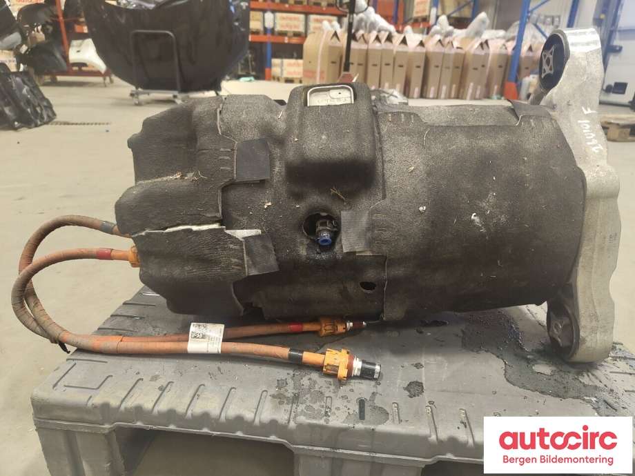 Motor elbil foran til Tesla Model X 2016-->>  (TESLA|1035000-01-J|)