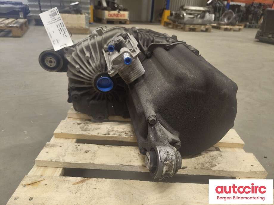 Motor elbil bak til Tesla Model X 2016-->>  (TESLA|1037000-00-F|)