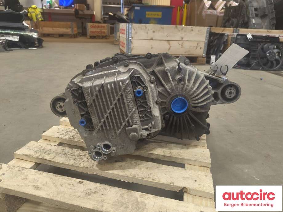 Motor elbil bak til Tesla Model X 2016-->>  (TESLA|1037000-00-F|)
