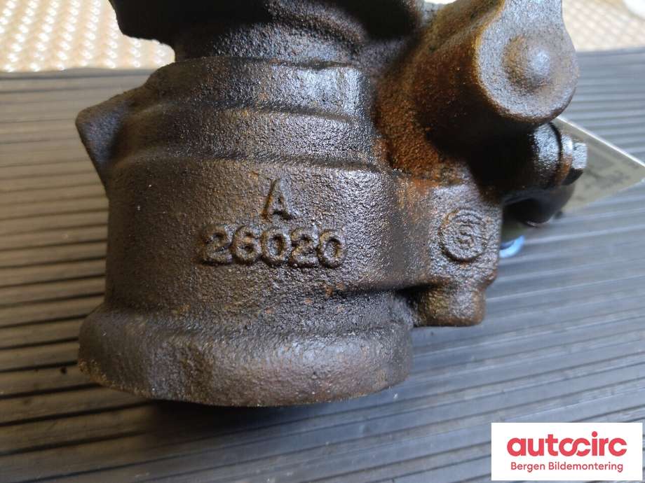 Servo pumpe mekanisk til Toyota Land Cruiser 100 1998-2007  (TOYOTA|4431035500|)