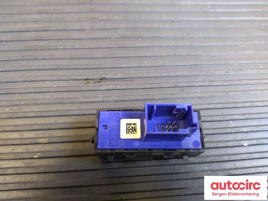 Bryter diverse til Peugeot Expert 2016-->> (Type III)  (PEUGEOT|98 088 536 ZD|)