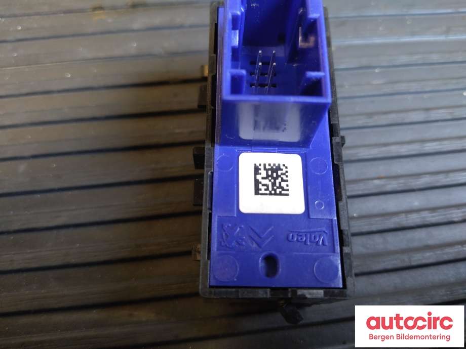 Bryter diverse til Peugeot Expert 2016-->> (Type III)  (PEUGEOT|98 088 536 ZD|)