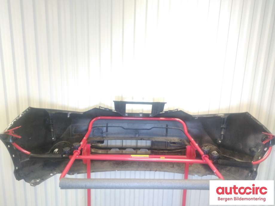 Støtfanger foran til Nissan Qashqai 2014-2021 (Type II) (NISSAN|620224EH0H|620224EH1A|)
