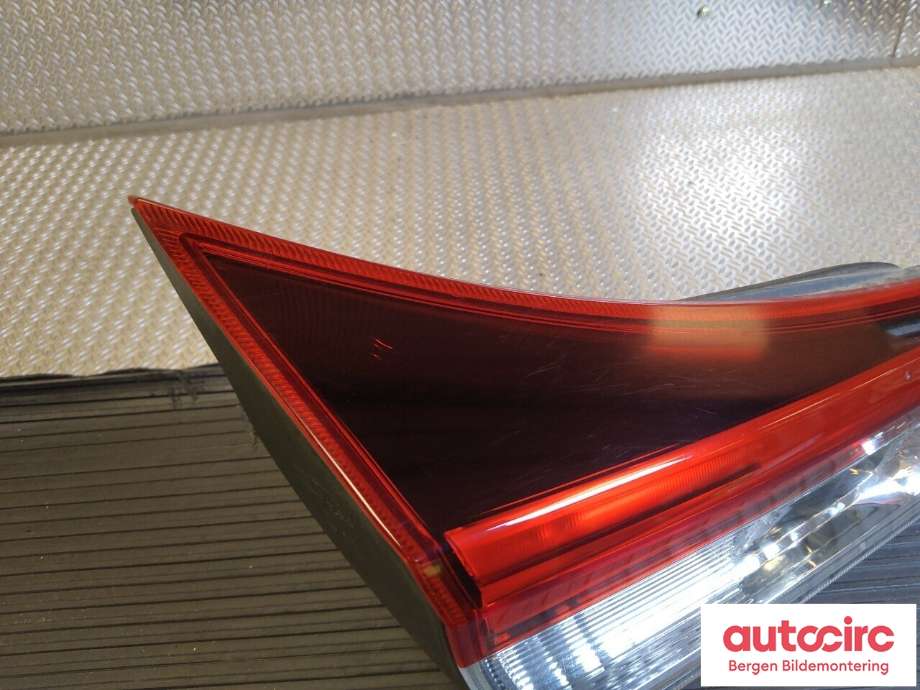 Baklykt venstre indre til Toyota Auris 2015-2019 (Type II, Fase 2)  (TOYOTA|8159102850|)