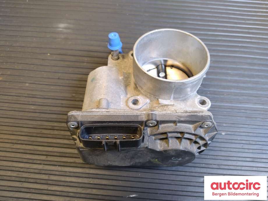 Spjeldhus til Toyota Auris 2015-2019 (Type II, Fase 2) (TOYOTA|220300T110|)