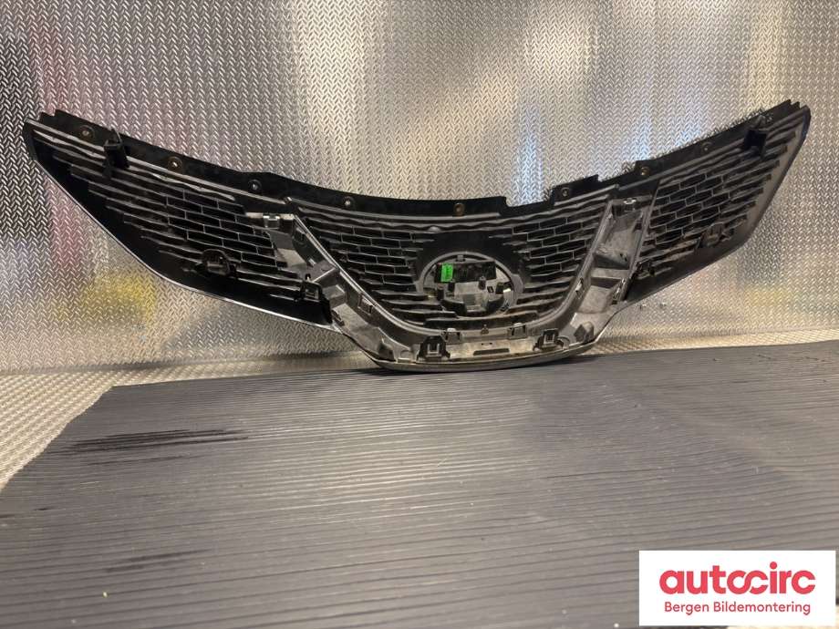 Grill til Nissan Qashqai 2014-2021 (Type II) (NISSAN|623104EA1D|623104EA0D|)