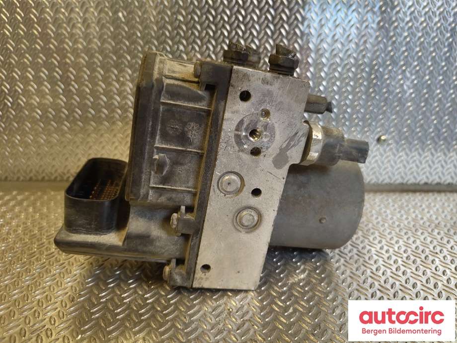 ABS sentral til Toyota Avensis 2003-2008 (Type II)  (TOYOTA|4405005110|)