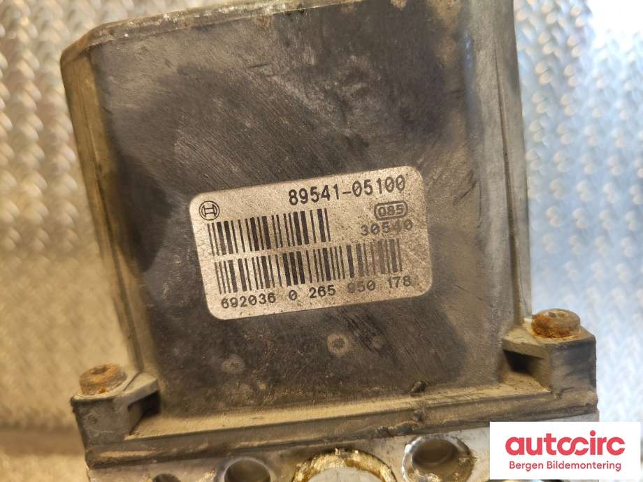 ABS sentral til Toyota Avensis 2003-2008 (Type II)  (TOYOTA|4405005110|)