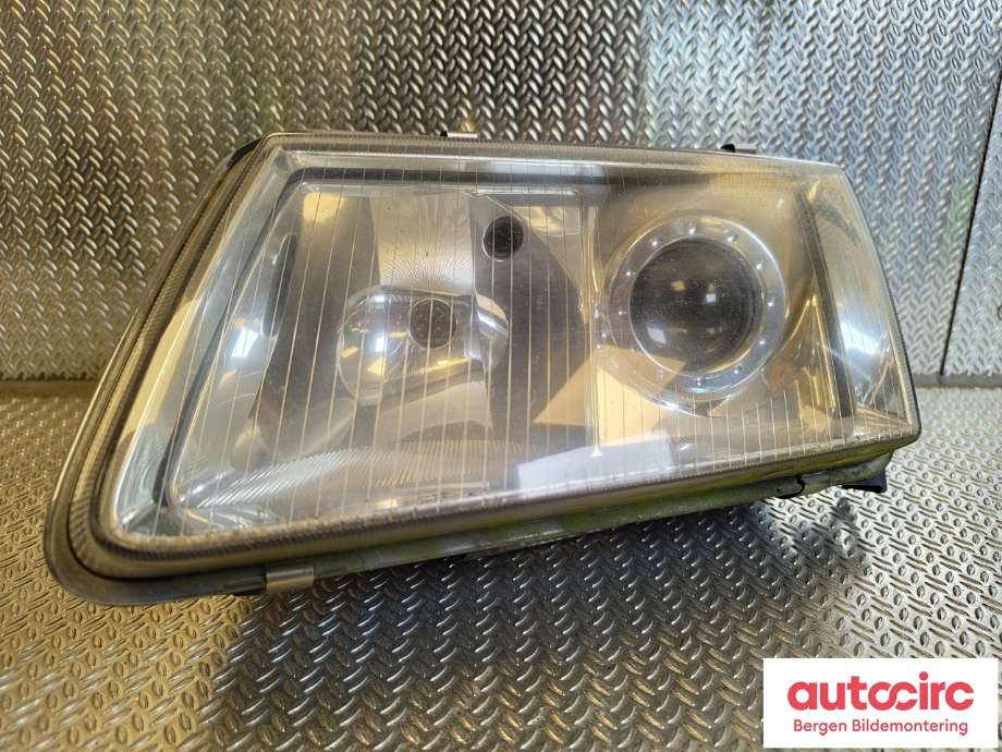 Frontlykt venstre xenon til Audi A3 1996-2003 (Type I) (AUDI|A 8L5 941 029|)