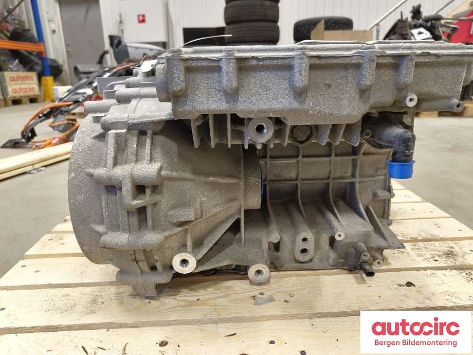 Motor elbil bak til Audi Q4 e-tron 2021-->> (AUDI|0ET 901 131 J|)