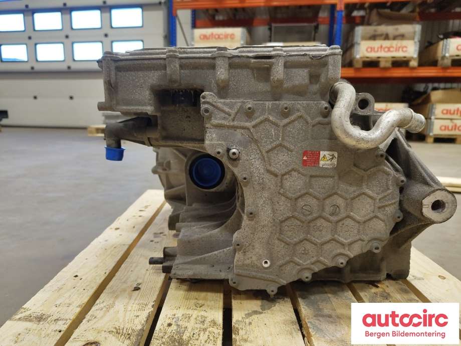 Motor elbil bak til Audi Q4 e-tron 2021-->> (AUDI|0ET 901 131 J|)