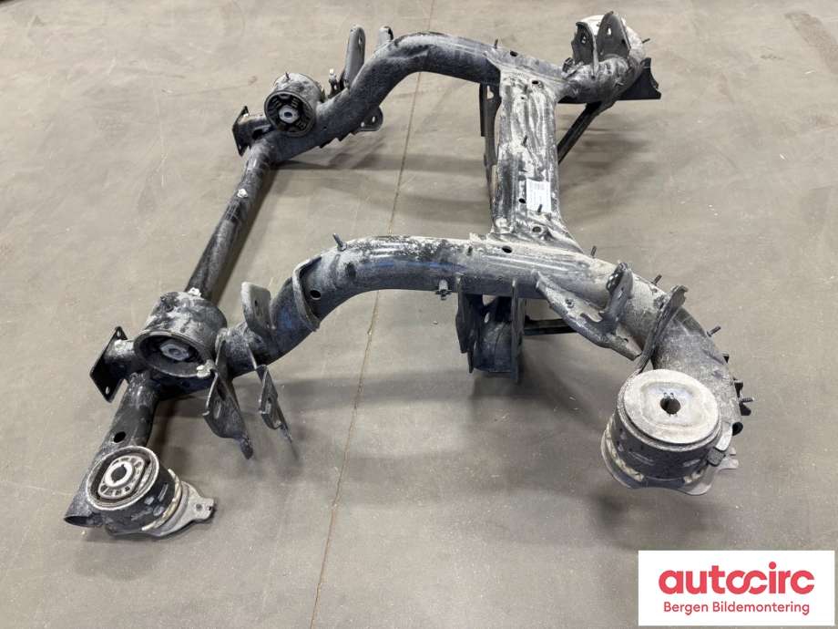 Travers bak til Audi Q4 e-tron 2021-->>  (AUDI|1EA 505 235 BE|)