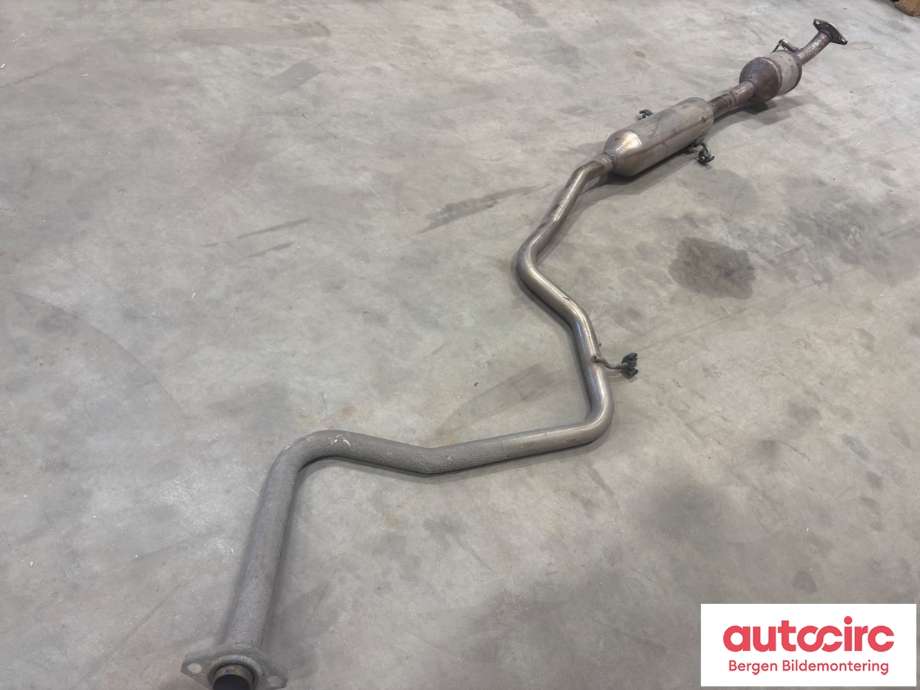 Eksos midtre til Toyota Yaris Cross (SUV) 2021-->>  (TOYOTA|17410F3030|)