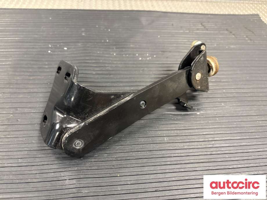 Diverse deler til VW Caddy 2010-2015 (Type III, Fase 2)  (VOLKSWAGEN|2K0 843 398 B|)