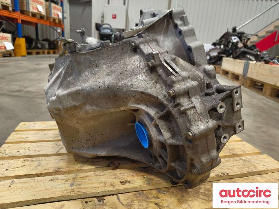 Girkasse manuell 6-trinn til Toyota Avensis 2009-2015 (Type III, Fase 1) (TOYOTA|3030020A20|)