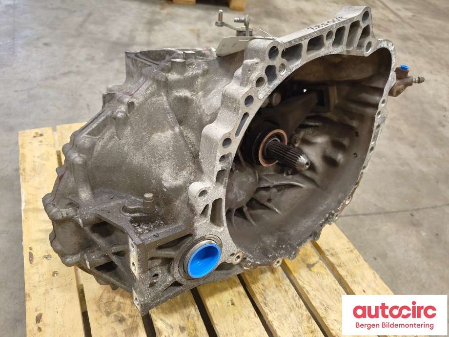 Girkasse manuell 6-trinn til Toyota Avensis 2009-2015 (Type III, Fase 1) (TOYOTA|3030020A20|)