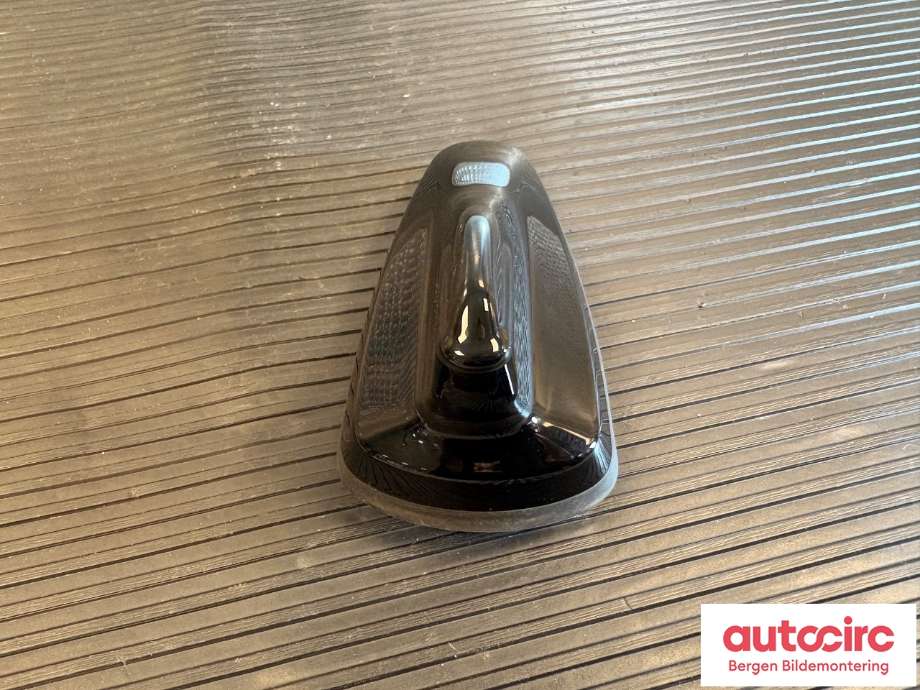 Antenne forsterker til Audi Q4 e-tron 2021-->>  (AUDI|5WA 035 507 A|)
