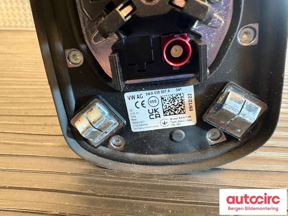 Antenne forsterker til Audi Q4 e-tron 2021-->>  (AUDI|5WA 035 507 A|)