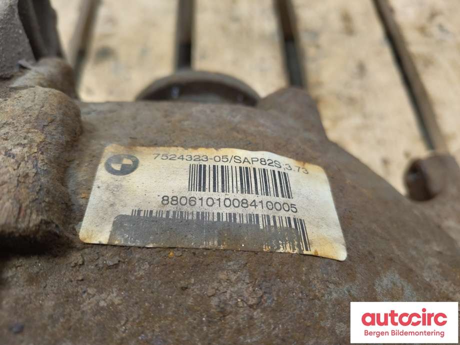 Kardang klokke bak til BMW 1-Serie 2004-2011 (E81/E82/E87/E88) (E81/E82/E87/E88) (BMW|33 10 7 524 324|)