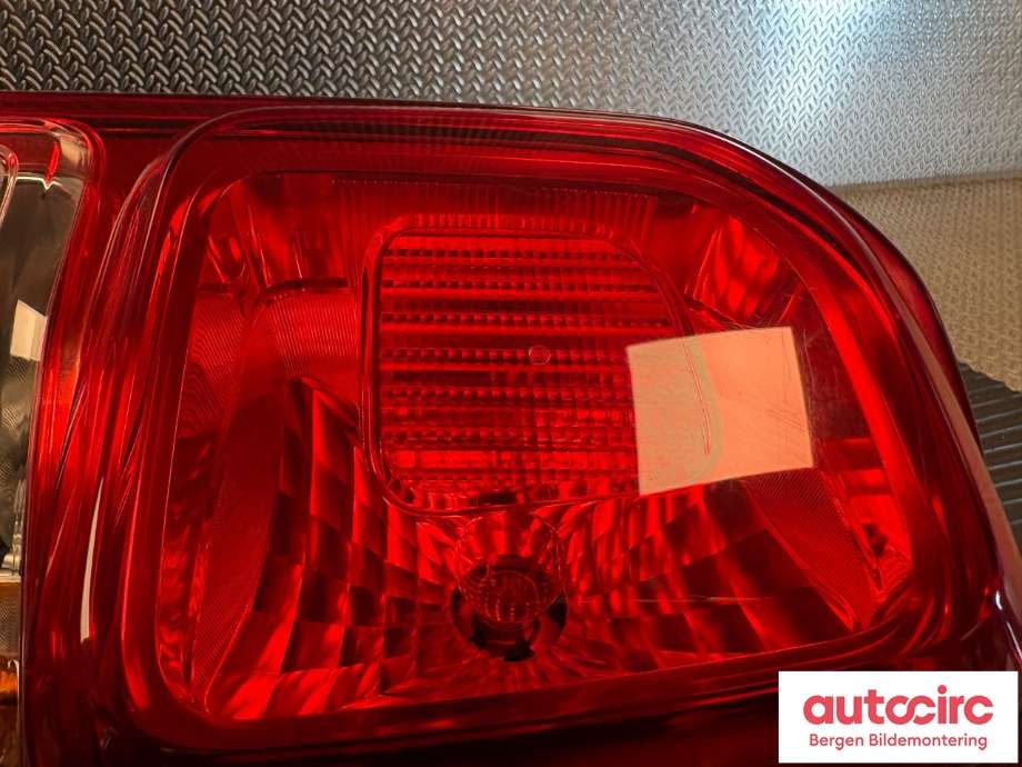 Baklykt høyre til Peugeot Expert 2016-->> (Type III) (PEUGEOT|98 082 430 80|)