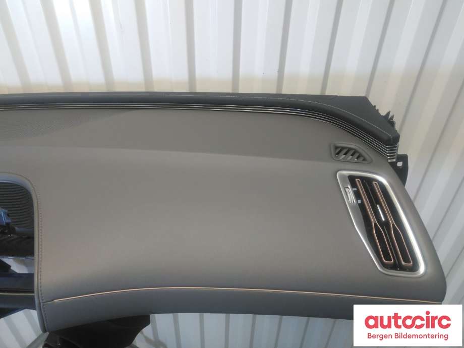 Dashbord til Mercedes EQC 2019-->> (MERCEDES|A 293 680 55 01|)